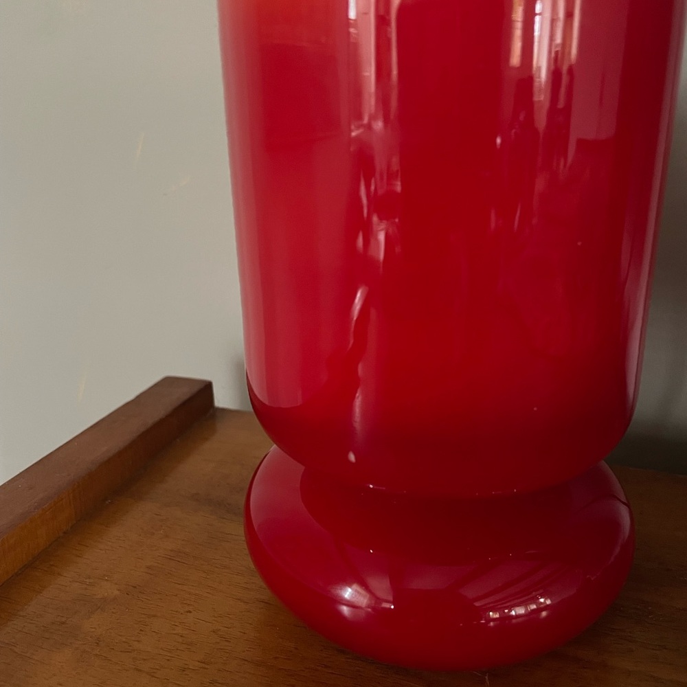Retro small glass lamp. Similar to IKEA lamp. Small chip in paint.